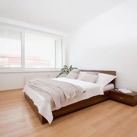 Modern Flat, Balcony, Garage Apartman *