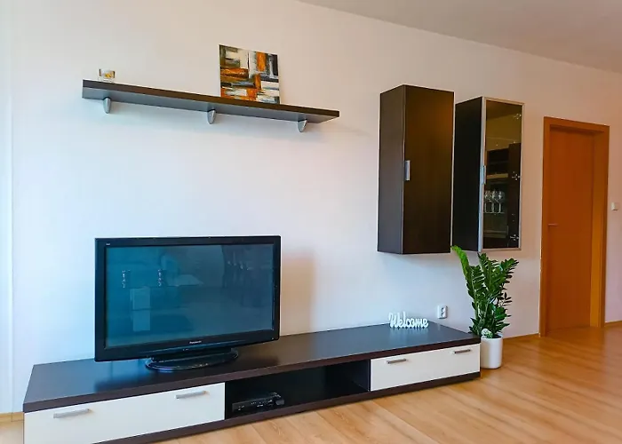 Modern Flat, Balcony, Garage Pozsony