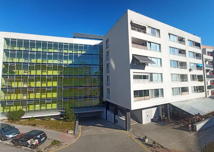 Modern Flat, Balcony, Garage * Pozsony